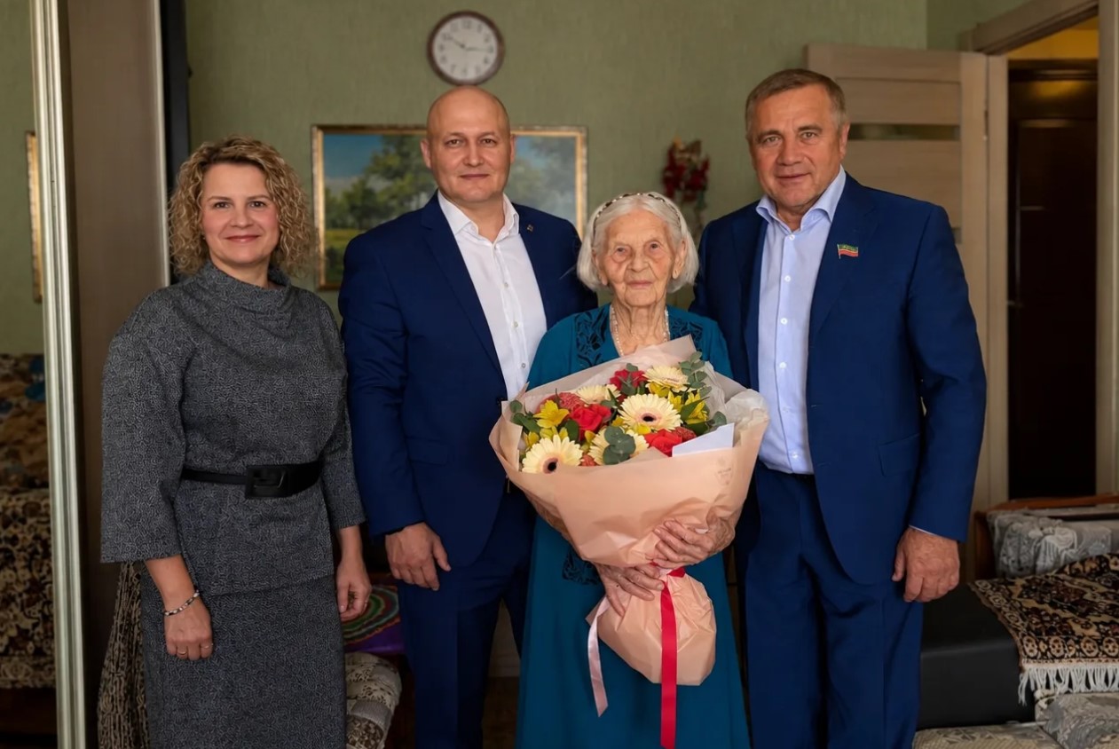 Связь времен: в гостях у легенды энергетики!